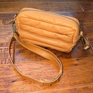 Madewell The Transport Camera Bag Crossbody Purse: Puff Edition